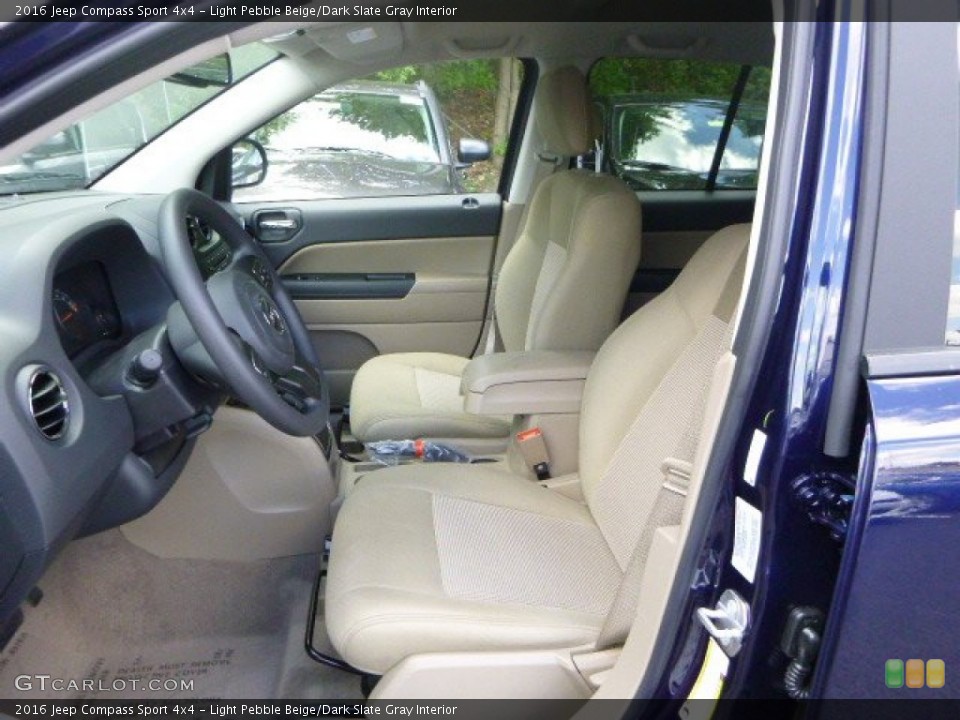 Light Pebble Beige/Dark Slate Gray Interior Photo for the 2016 Jeep Compass Sport 4x4 #106661405