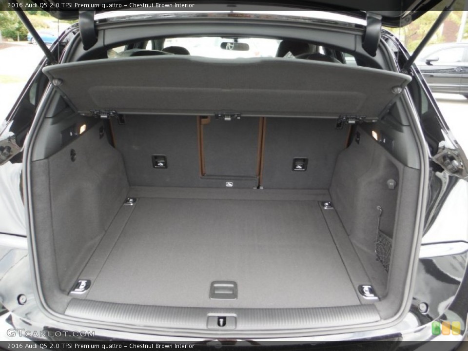 Chestnut Brown Interior Trunk for the 2016 Audi Q5 2.0 TFSI Premium quattro #106662251