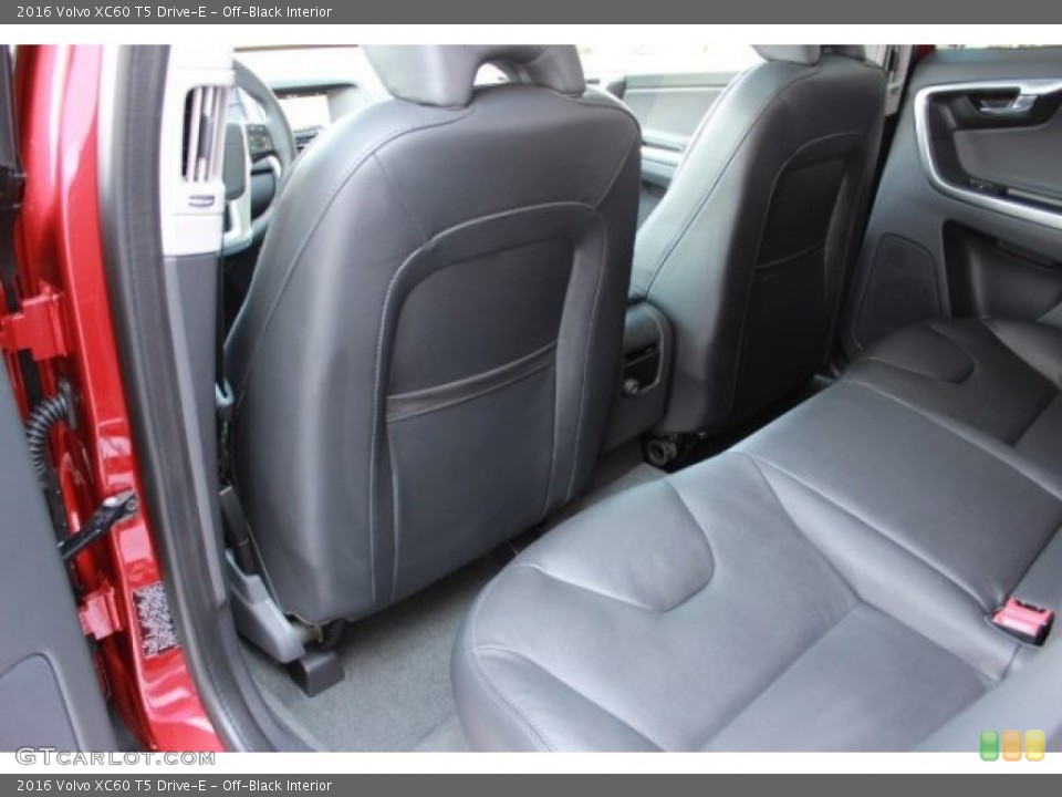 Off-Black Interior Rear Seat for the 2016 Volvo XC60 T5 Drive-E #106670300