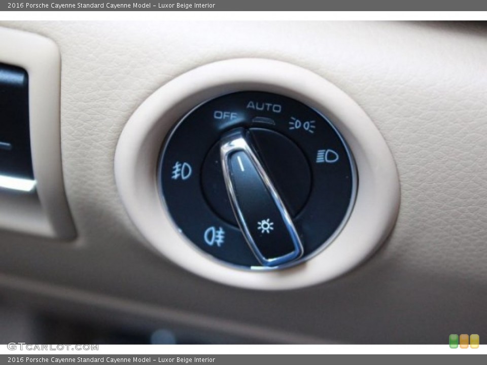 Luxor Beige Interior Controls for the 2016 Porsche Cayenne  #106673753