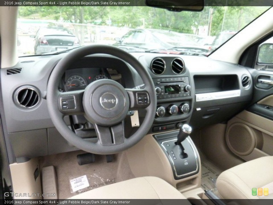 Light Pebble Beige/Dark Slate Gray 2016 Jeep Compass Interiors