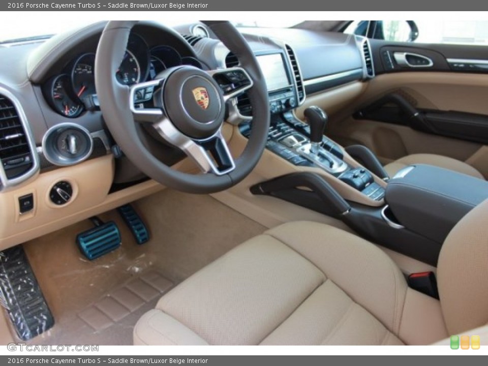 Saddle Brown/Luxor Beige 2016 Porsche Cayenne Interiors