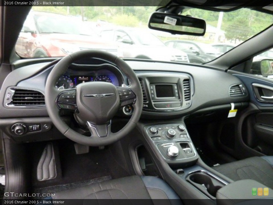 Black 2016 Chrysler 200 Interiors