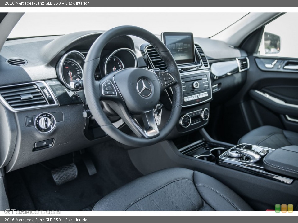Black Interior Photo for the 2016 Mercedes-Benz GLE 350 #106715071