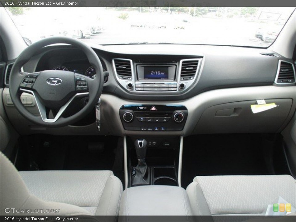 Gray Interior Dashboard for the 2016 Hyundai Tucson Eco #106747780