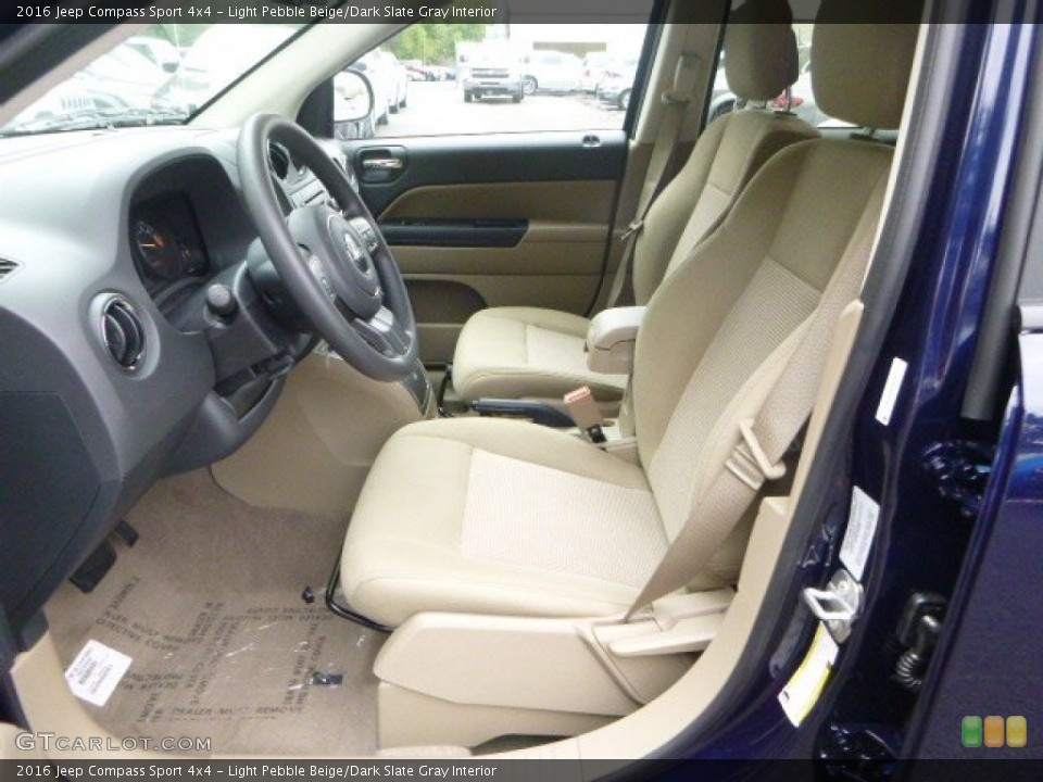 Light Pebble Beige/Dark Slate Gray Interior Photo for the 2016 Jeep Compass Sport 4x4 #106760347