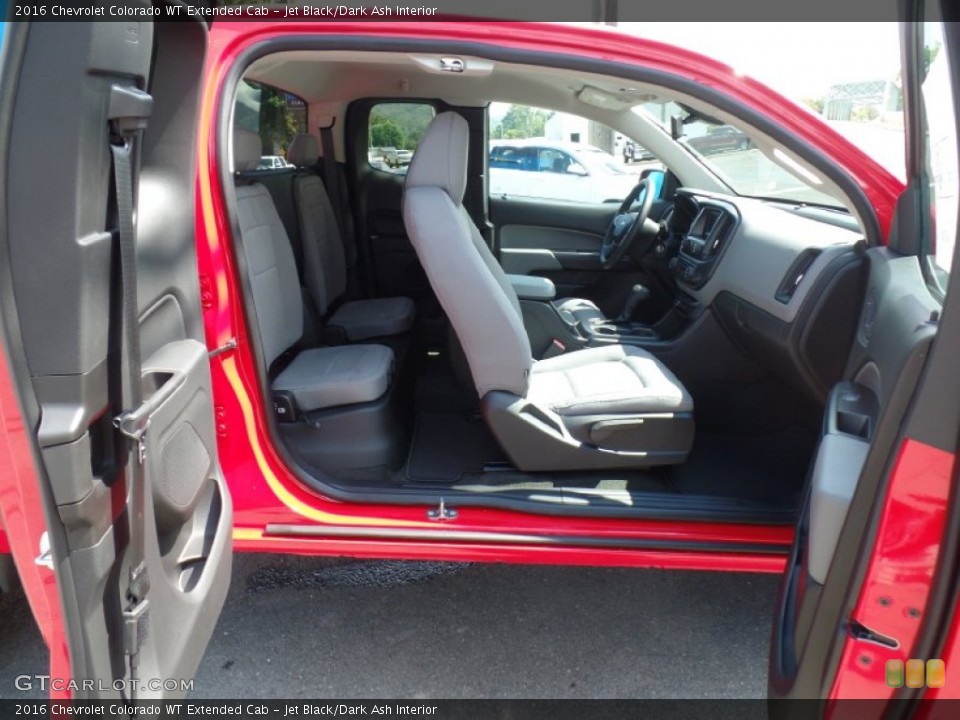 Jet Black/Dark Ash Interior Photo for the 2016 Chevrolet Colorado WT Extended Cab #106764383