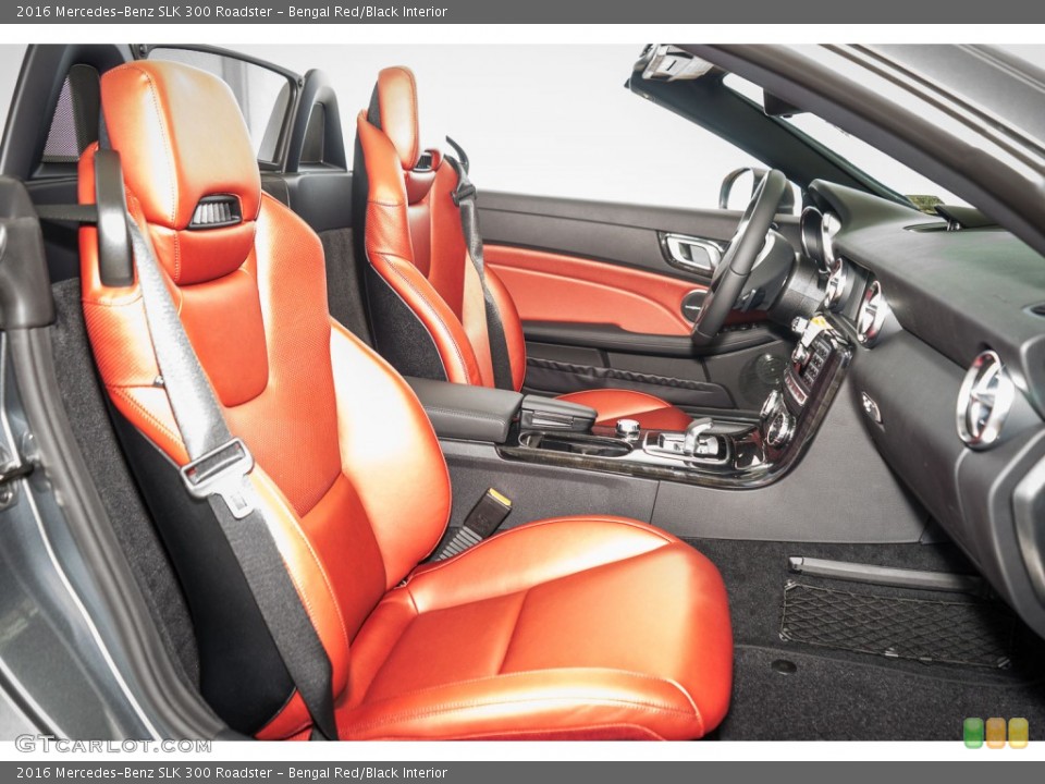 Bengal Red/Black Interior Photo for the 2016 Mercedes-Benz SLK 300 Roadster #106781600