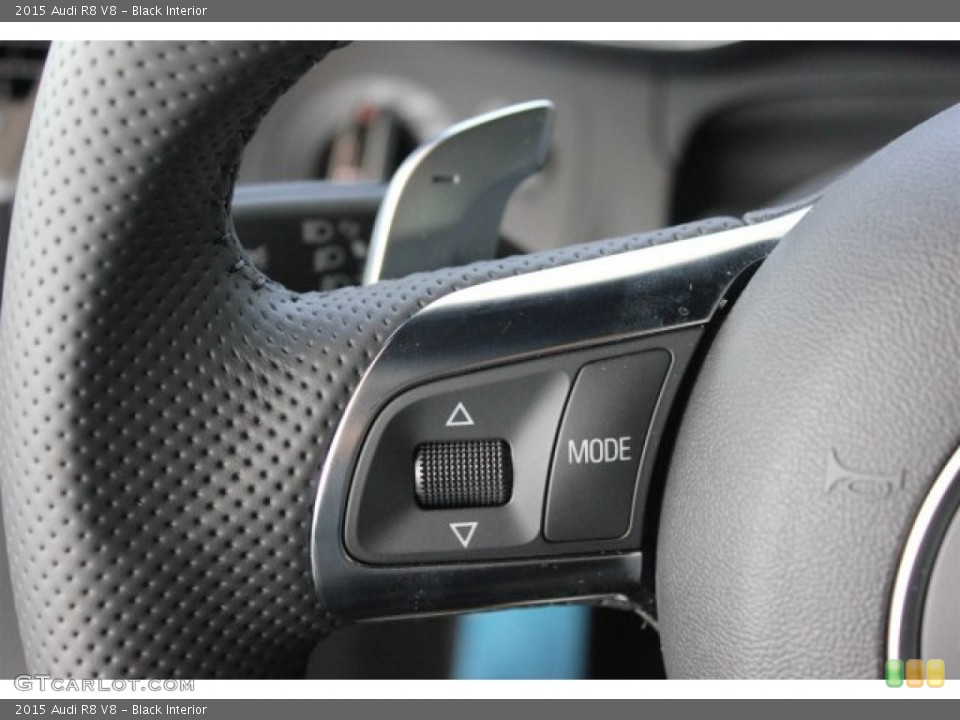 Black Interior Controls for the 2015 Audi R8 V8 #106785512