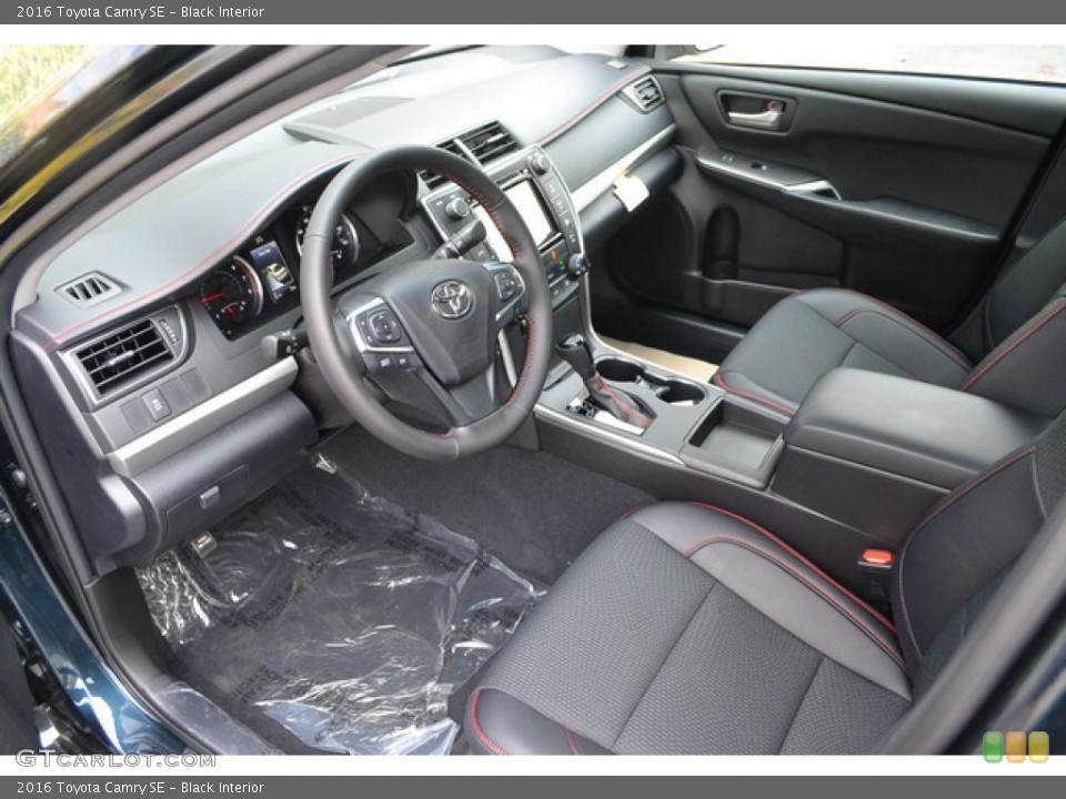 Black Interior Photo for the 2016 Toyota Camry SE #106859832