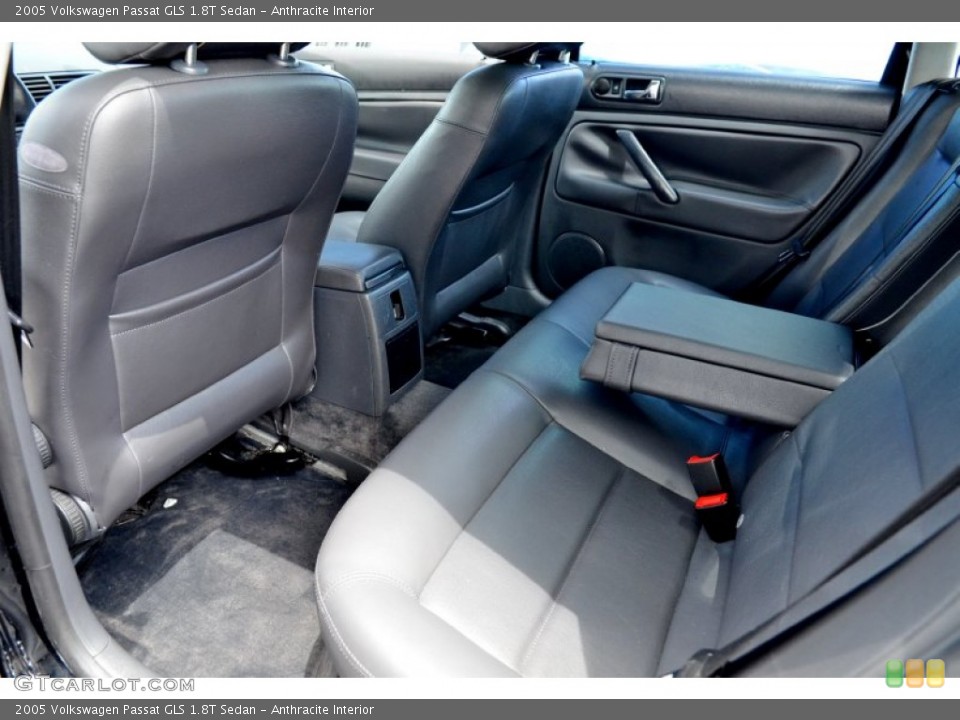 Anthracite Interior Rear Seat for the 2005 Volkswagen Passat GLS 1.8T Sedan #106864968
