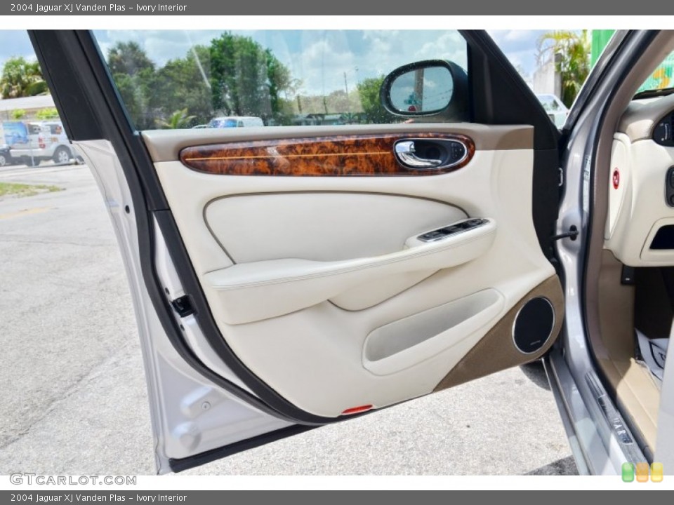 Ivory Interior Door Panel for the 2004 Jaguar XJ Vanden Plas #106938558