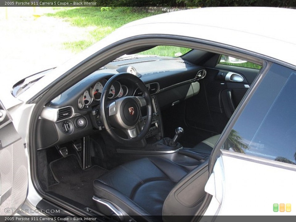 Black Interior Photo for the 2005 Porsche 911 Carrera S Coupe #106995874