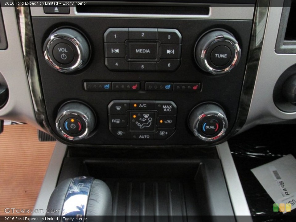 Ebony Interior Controls for the 2016 Ford Expedition Limited #106999402