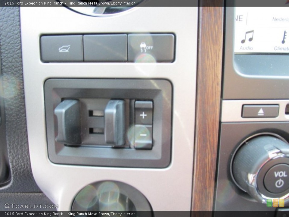 King Ranch Mesa Brown/Ebony Interior Controls for the 2016 Ford Expedition King Ranch #107000308
