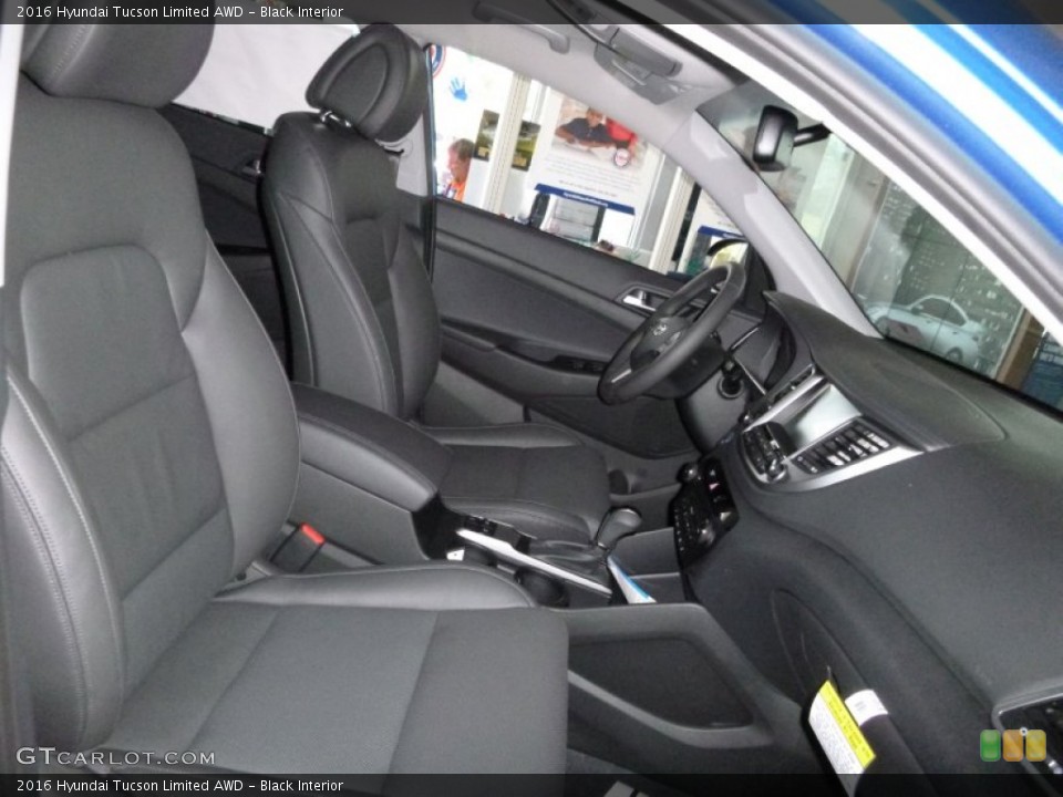 Black Interior Photo for the 2016 Hyundai Tucson Limited AWD #107013045
