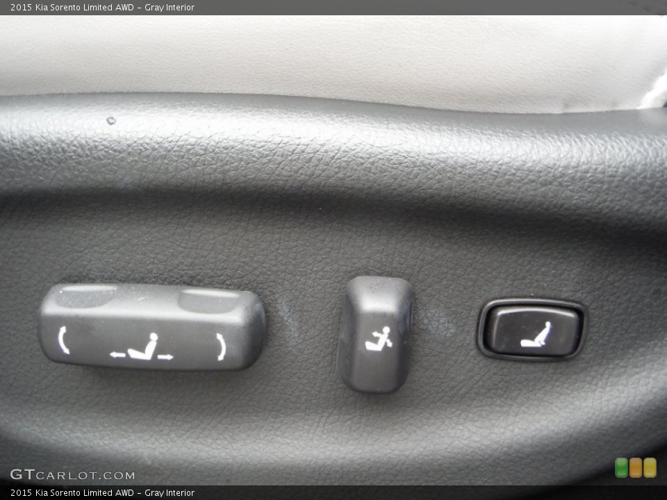 Gray Interior Controls for the 2015 Kia Sorento Limited AWD #107063377