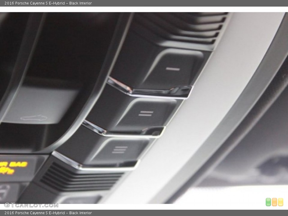 Black Interior Controls for the 2016 Porsche Cayenne S E-Hybrid #107063776