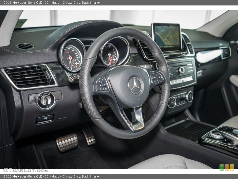 Crystal Grey/Black Interior Dashboard for the 2016 Mercedes-Benz GLE 400 4Matic #107116459