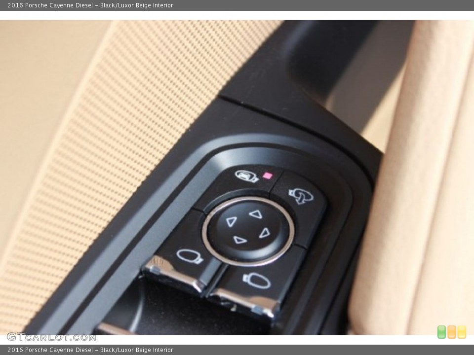 Black/Luxor Beige Interior Controls for the 2016 Porsche Cayenne Diesel #107178440