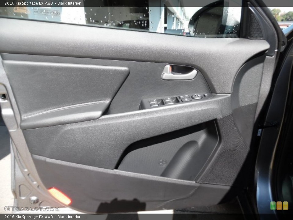 Black Interior Door Panel for the 2016 Kia Sportage EX AWD #107181014
