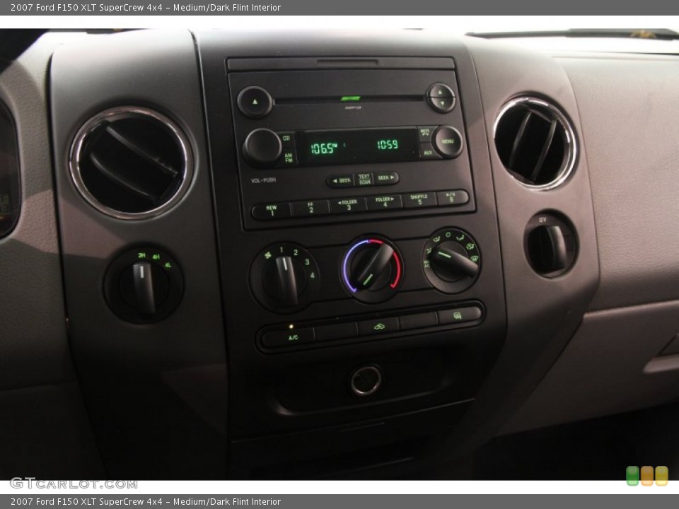 Medium/Dark Flint Interior Controls for the 2007 Ford F150 XLT SuperCrew 4x4 #107188442