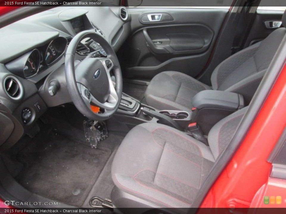 Charcoal Black Interior Photo for the 2015 Ford Fiesta SE Hatchback #107210144