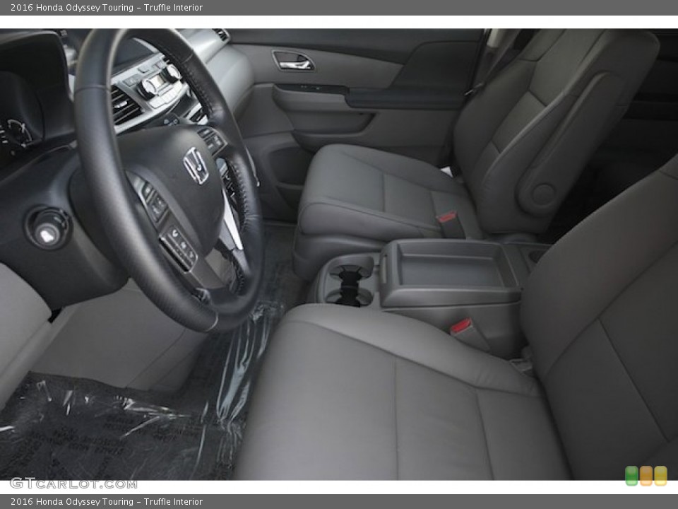 Truffle Interior Photo for the 2016 Honda Odyssey Touring #107248934