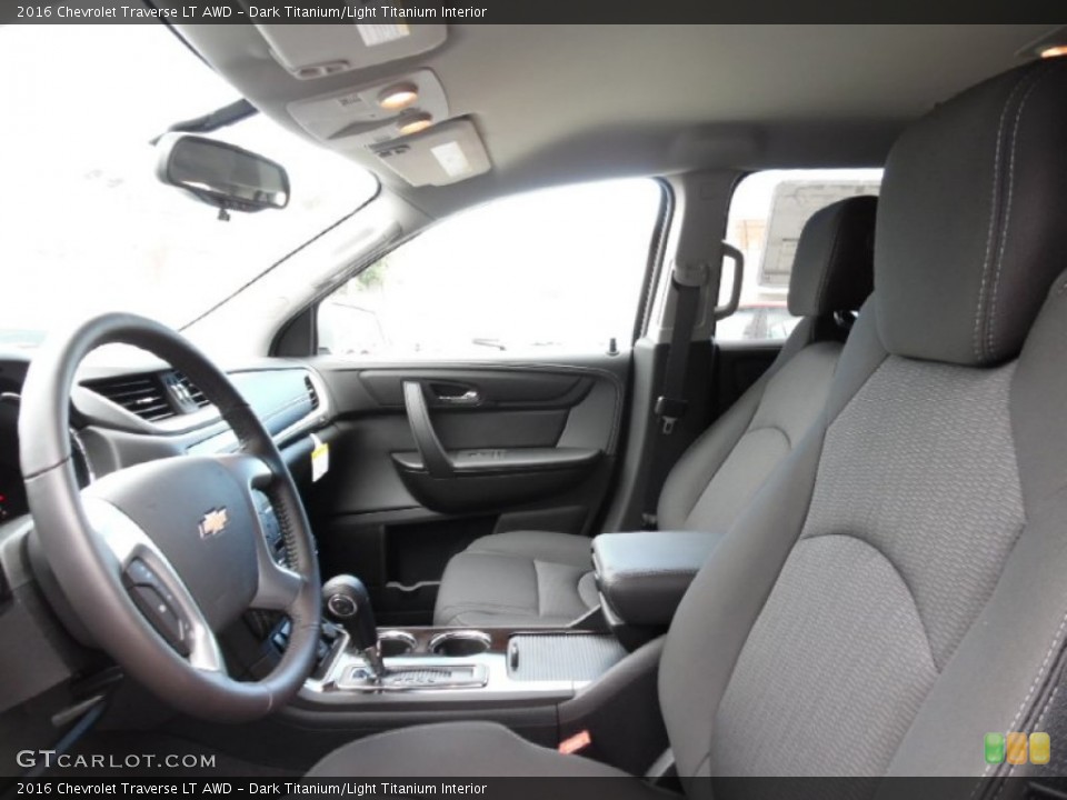 Dark Titanium/Light Titanium Interior Photo for the 2016 Chevrolet Traverse LT AWD #107273868
