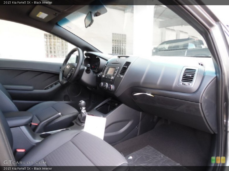 Black Interior Photo for the 2015 Kia Forte5 SX #107275596