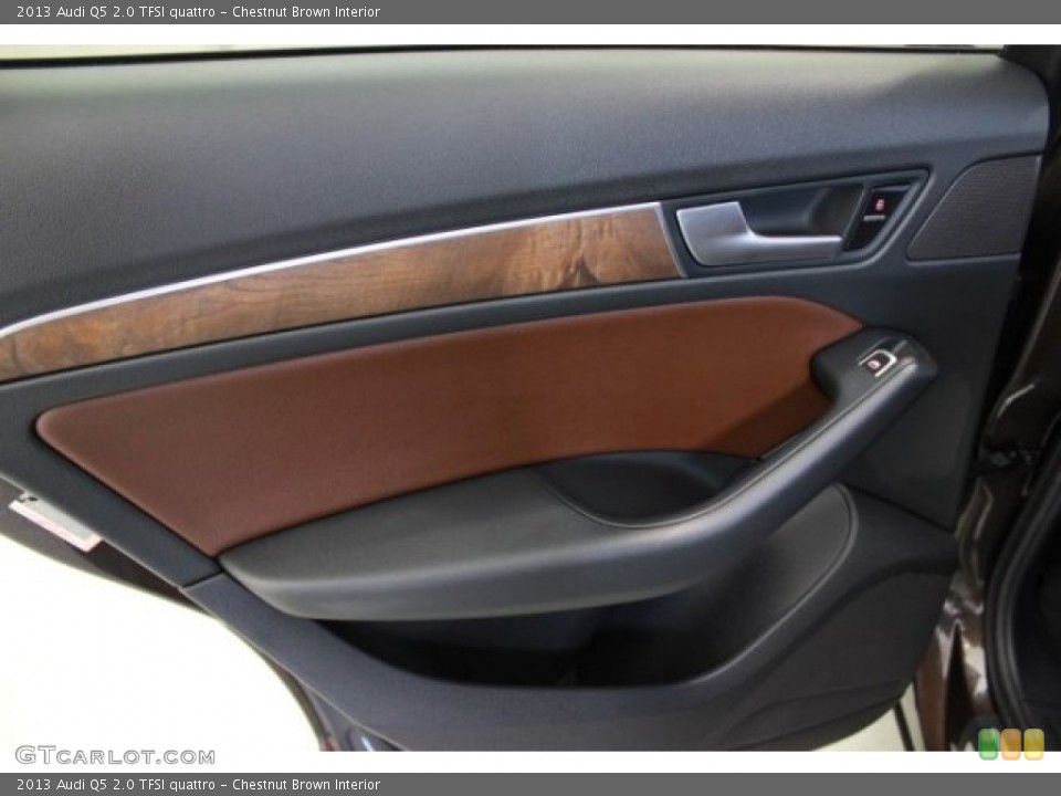 Chestnut Brown Interior Door Panel for the 2013 Audi Q5 2.0 TFSI quattro #107298161