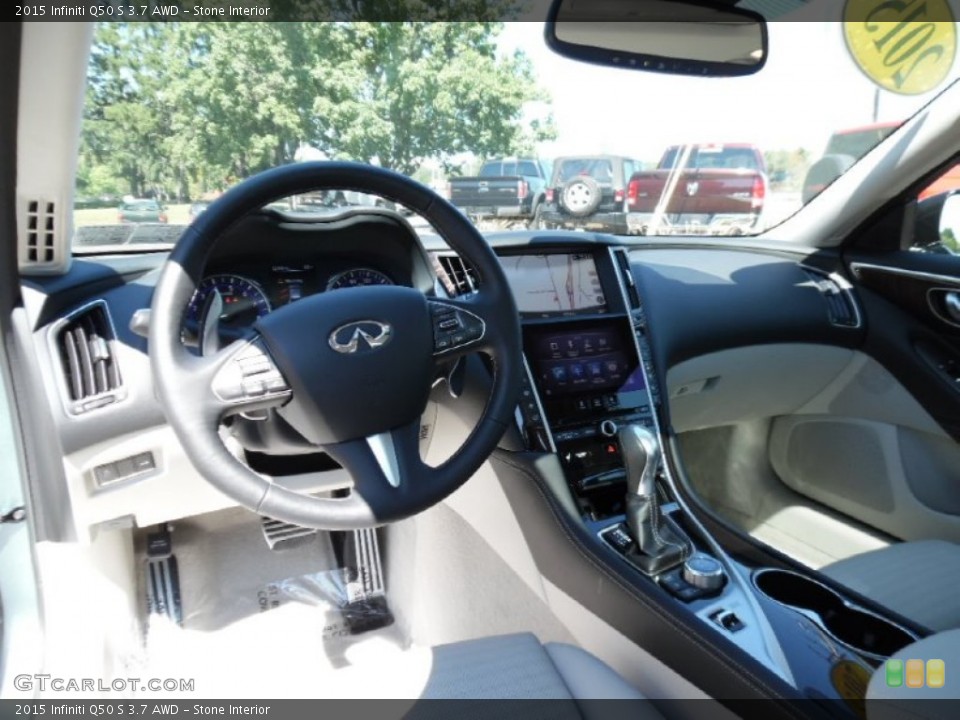 Stone Interior Prime Interior for the 2015 Infiniti Q50 S 3.7 AWD #107315741