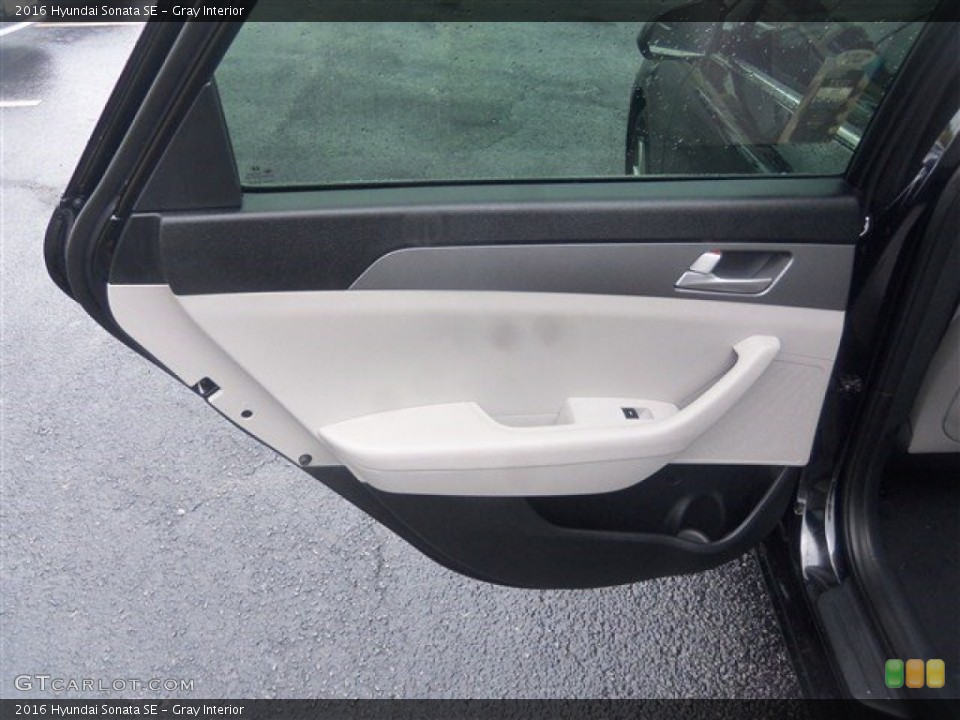 Gray Interior Door Panel for the 2016 Hyundai Sonata SE #107317229