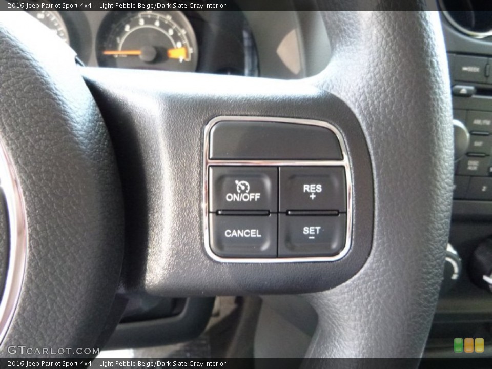 Light Pebble Beige/Dark Slate Gray Interior Controls for the 2016 Jeep Patriot Sport 4x4 #107322152
