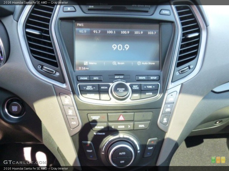 Gray Interior Controls for the 2016 Hyundai Santa Fe SE AWD #107332673