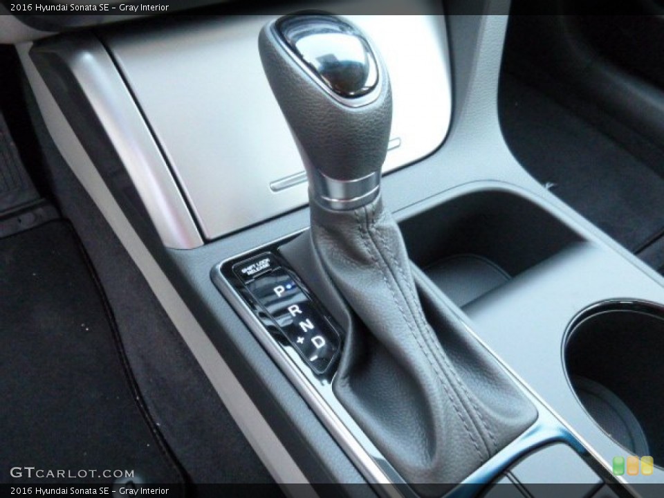 Gray Interior Transmission for the 2016 Hyundai Sonata SE #107333306