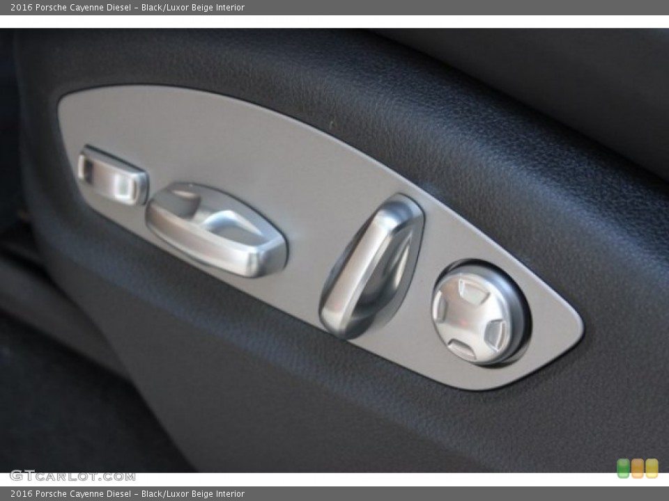 Black/Luxor Beige Interior Controls for the 2016 Porsche Cayenne Diesel #107358163