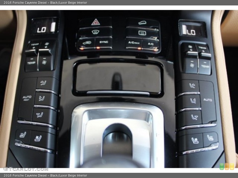 Black/Luxor Beige Interior Controls for the 2016 Porsche Cayenne Diesel #107358322