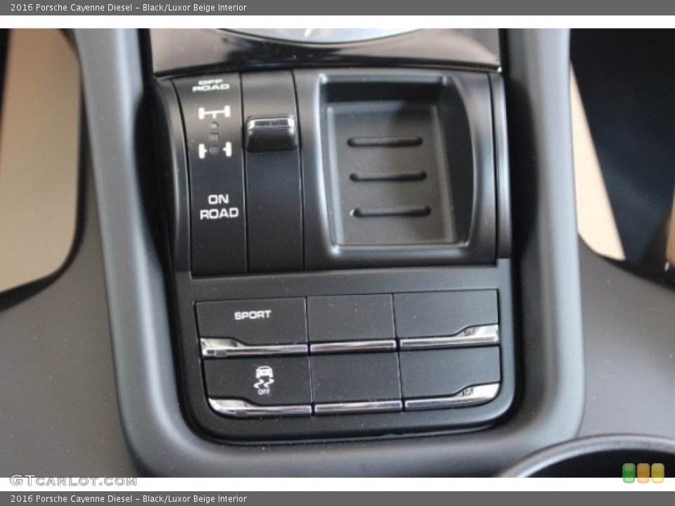Black/Luxor Beige Interior Controls for the 2016 Porsche Cayenne Diesel #107358341