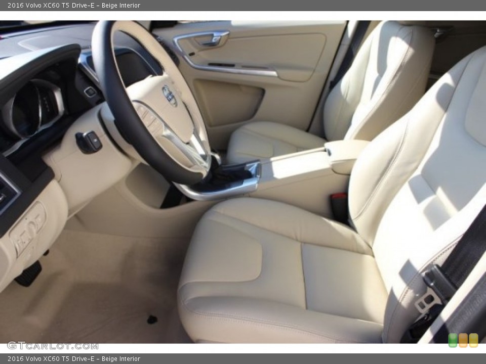 Beige Interior Photo for the 2016 Volvo XC60 T5 Drive-E #107362159