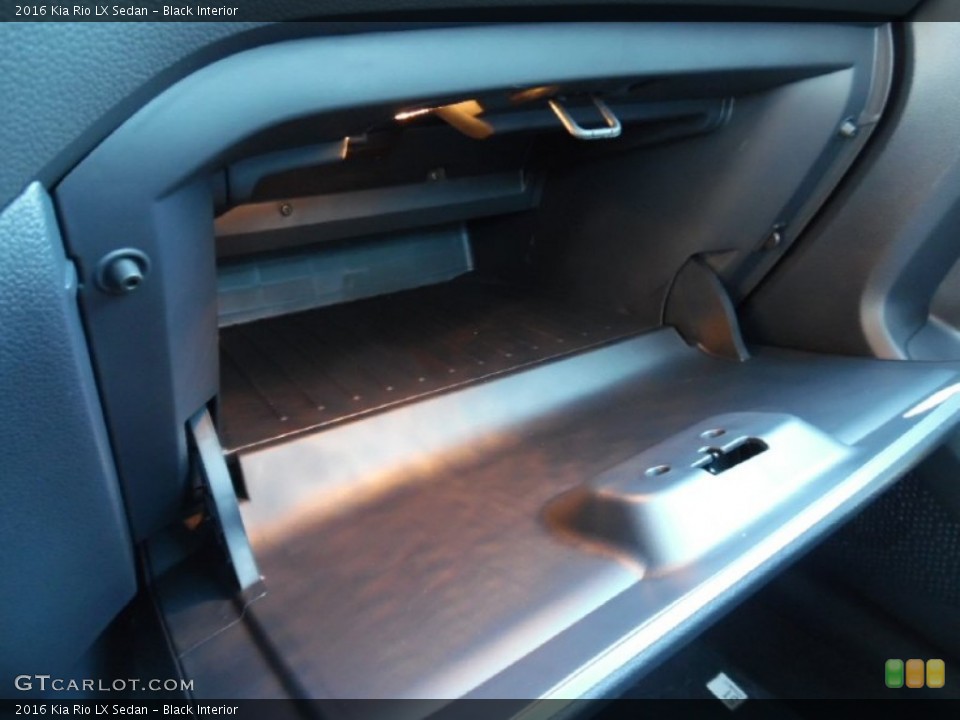 Black Interior Controls for the 2016 Kia Rio LX Sedan #107391950