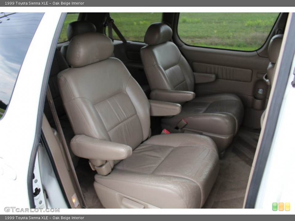 Oak Beige Interior Rear Seat for the 1999 Toyota Sienna XLE #107413253