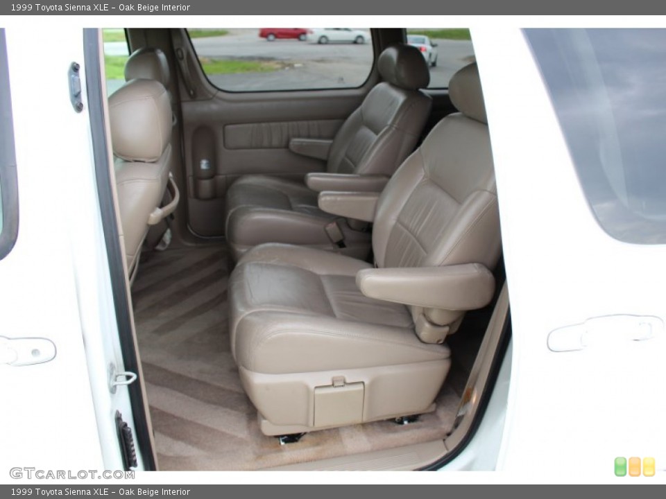 Oak Beige Interior Rear Seat for the 1999 Toyota Sienna XLE #107413271