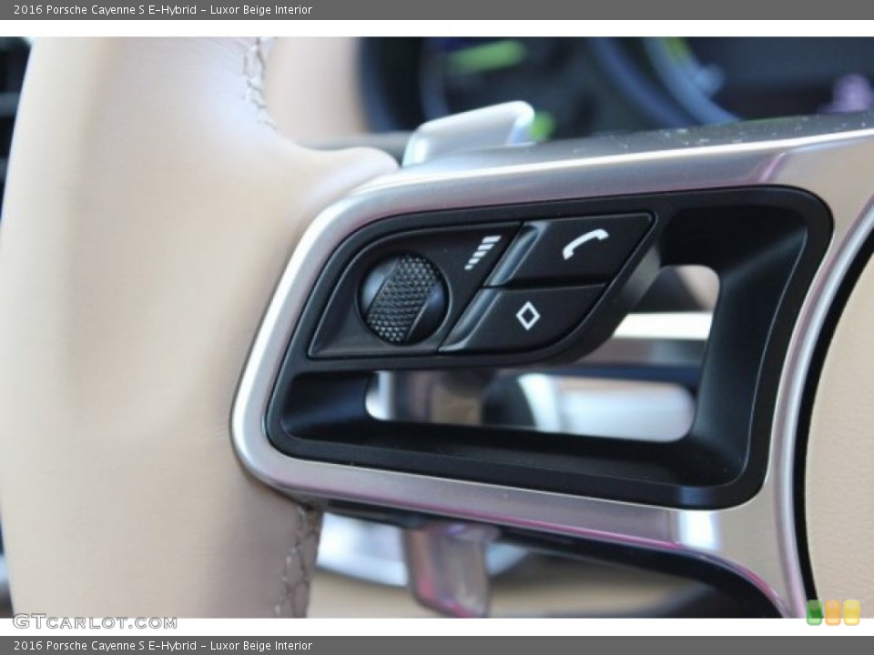 Luxor Beige Interior Controls for the 2016 Porsche Cayenne S E-Hybrid #107417224