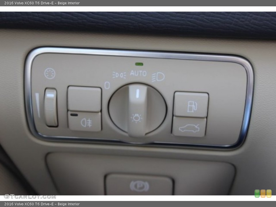Beige Interior Controls for the 2016 Volvo XC60 T6 Drive-E #107450470