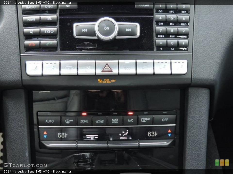 Black Interior Controls for the 2014 Mercedes-Benz E 63 AMG #107454313