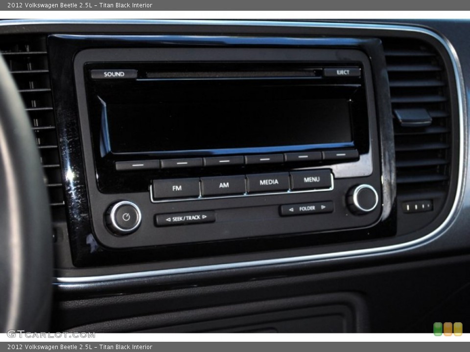 Titan Black Interior Controls for the 2012 Volkswagen Beetle 2.5L #107459236