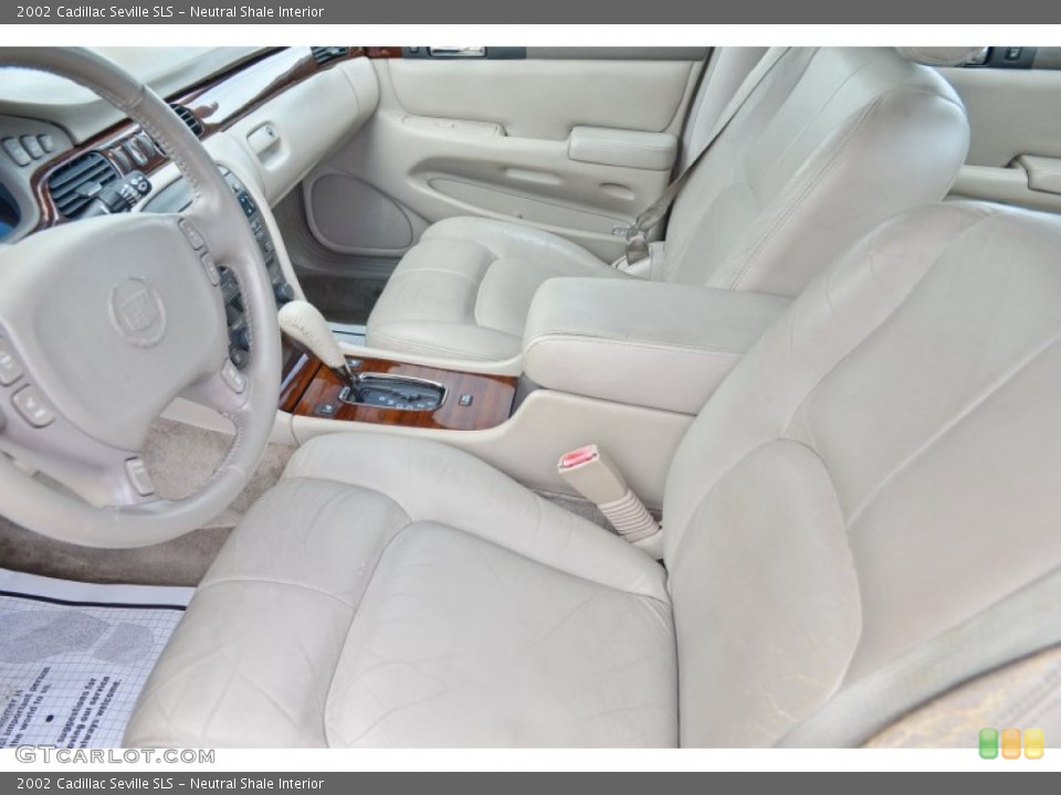 Neutral Shale Interior Photo for the 2002 Cadillac Seville SLS #107471198