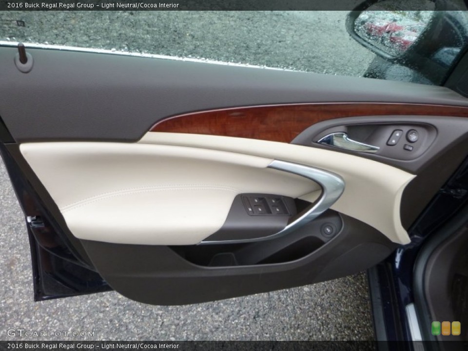 Light Neutral/Cocoa Interior Door Panel for the 2016 Buick Regal Regal Group #107484954