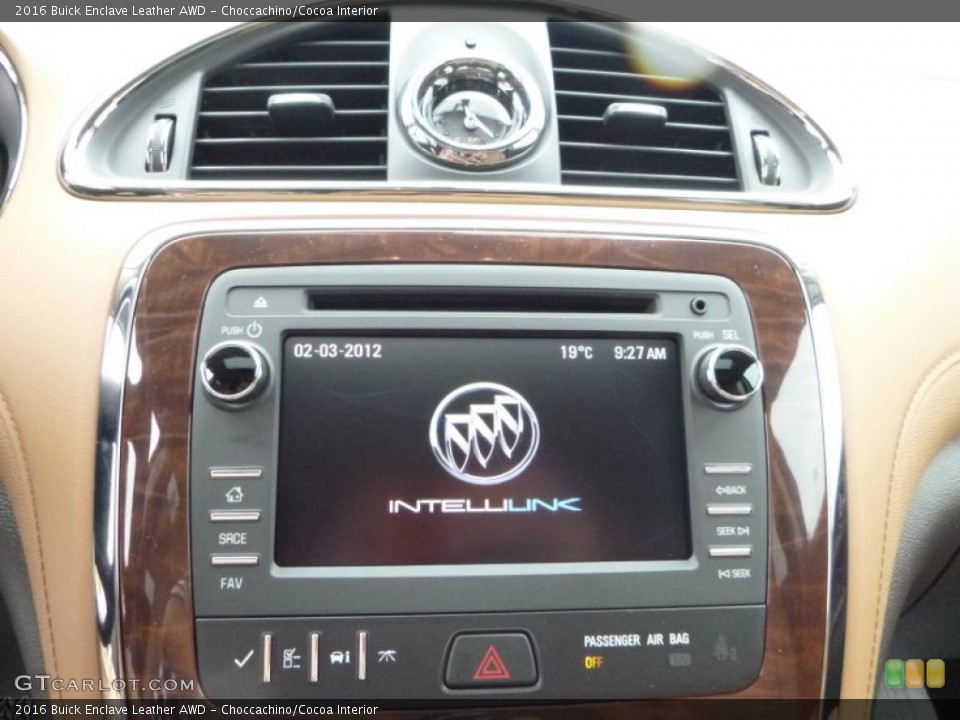 Choccachino/Cocoa Interior Controls for the 2016 Buick Enclave Leather AWD #107486024